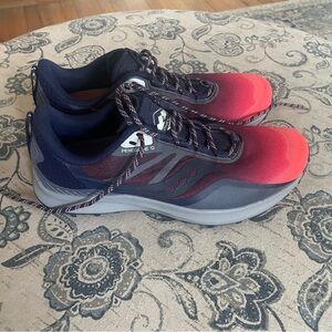 Saucony Peregrine 12 sneakers - men’s size 8